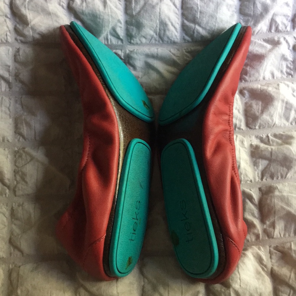 Tieks Cardinal Red Leather Ballet Flats Shoes 8 - Picture 5 of 5